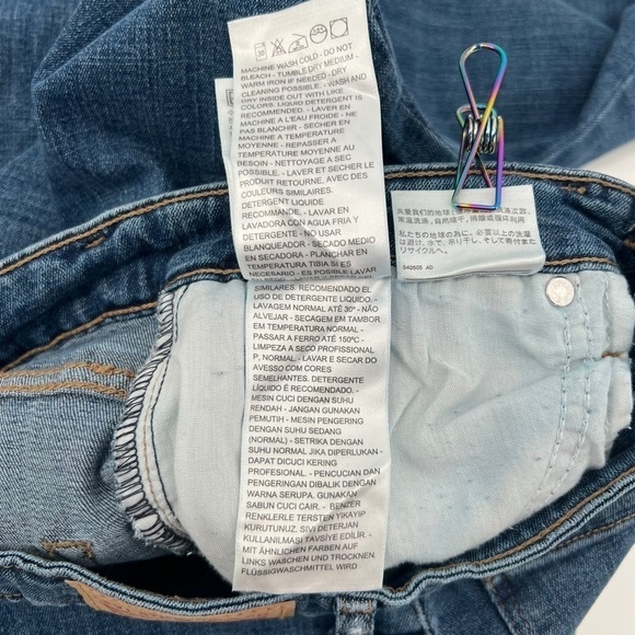 Levi's 721 High Rise Skinny Frayed Hem Jeans Size 28 Women's - Picture 7 of 8